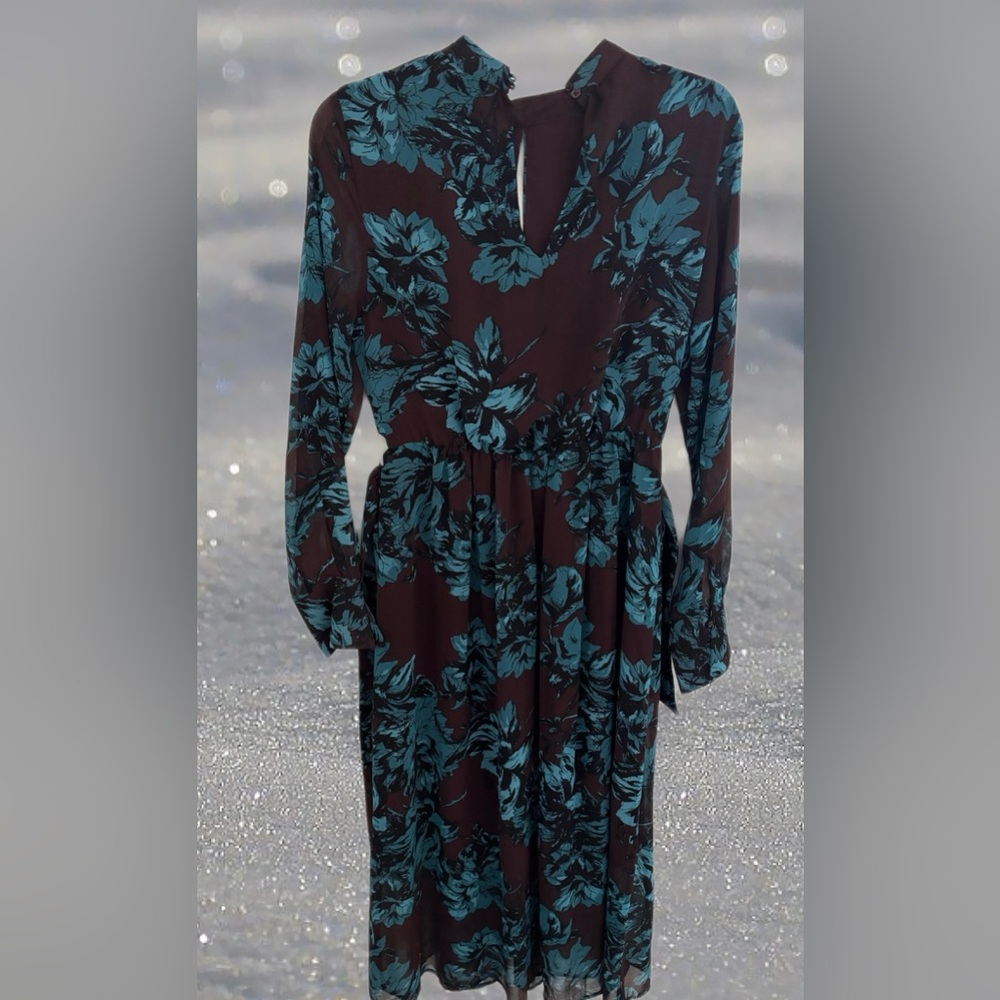 Who What Wear Teal Floral Long-Sleeve Dress on Brown Base